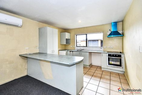 Photo of property in 15 Alderson Lane, Favona, Auckland, 2024