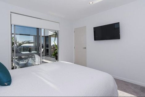 Photo of property in 22 Raptor Way, Welcome Bay, Tauranga, 3175