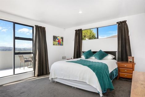 Photo of property in 22 Saint Ives Drive, Camborne, Porirua, 5026