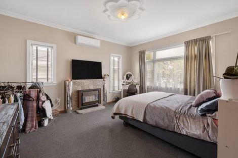 Photo of property in 19 Rangitira Avenue, Palmerston North, 4414