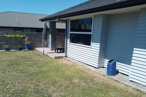 Photo of property in 21 Makura Drive, Papamoa Beach, Papamoa, 3118