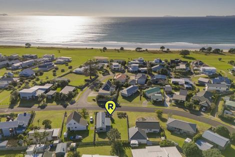 Photo of property in 123 Kowhai Avenue, Matarangi, Whitianga, 3592