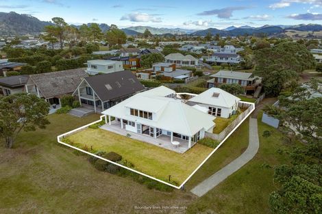 Photo of property in 27 Claxton Avenue, Pauanui, Hikuai, 3579
