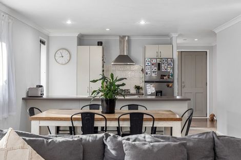 Photo of property in 6 Blossom Grove, Papamoa Beach, Papamoa, 3118