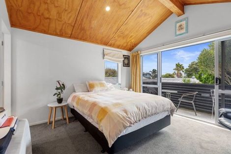 Photo of property in 42b Simpson Road, Papamoa Beach, Papamoa, 3118