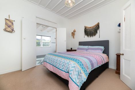 Photo of property in 24 Percy Road, Papamoa Beach, Papamoa, 3118