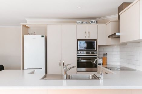 Photo of property in Waterview Estate, 79/4 Greystone Place, Omokoroa, 3114