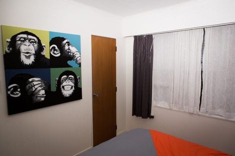 Photo of property in 110 Taylor Terrace, Tawa, Wellington, 5028