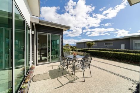 Photo of property in 27 Infinity Drive, Wanaka, 9305