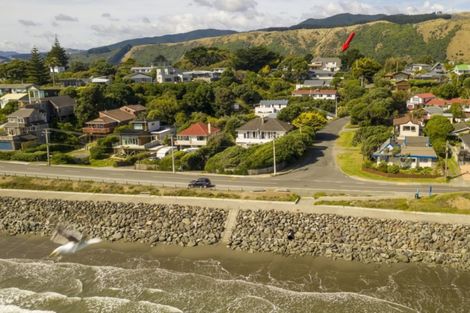 Photo of property in 19 Kainui Road, Raumati South, Paraparaumu, 5032