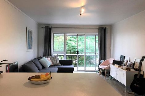 Photo of property in 11/32 Blockhouse Bay Road, Avondale, Auckland, 1026
