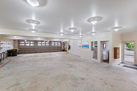 Photo of property in 333 Devon Street West, New Plymouth, 4310