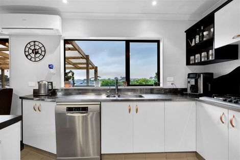 Photo of property in 1b Silvan Place, Bell Block, New Plymouth, 4312