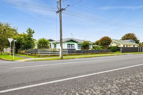 Photo of property in 73 Camberwell Road, Hawera, 4610