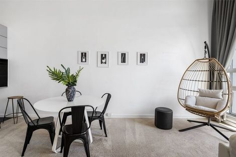 Photo of property in Stadium Garden Flats, 117/107 Thorndon Quay, Pipitea, Wellington, 6011