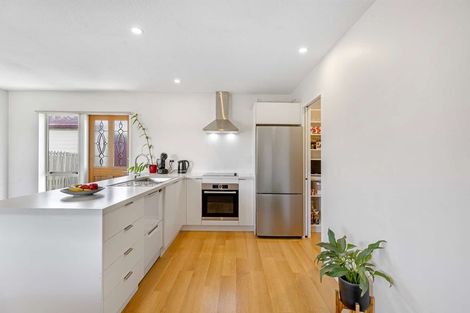 Photo of property in 9 Honeysuckle Place, Northcote, Christchurch, 8052