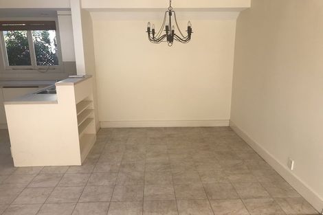 Photo of property in 2/11 Memorial Avenue, Ilam, Christchurch, 8053