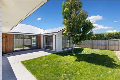 Photo of property in 33 Lowes Road, Rolleston, 7614