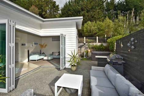 Photo of property in 11 Maurice Knowles Lane, Cashmere, Christchurch, 8022