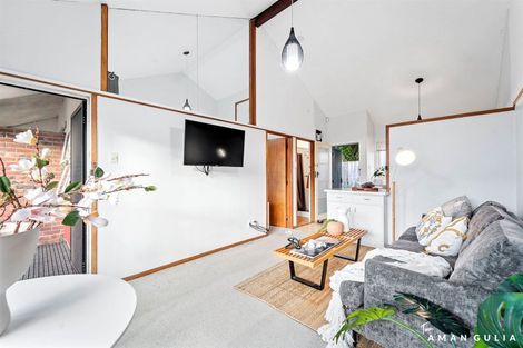 Photo of property in 2/53 Margan Avenue, New Lynn, Auckland, 0600