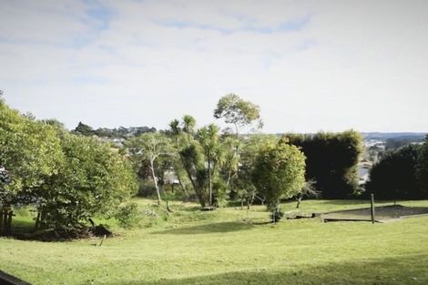 Photo of property in 24 Sunset Road, Unsworth Heights, Auckland, 0632