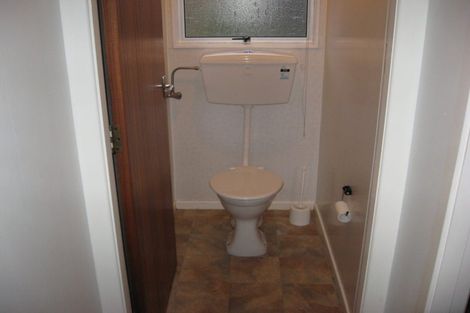 Photo of property in 26 Manu Crescent, Upper Vogeltown, New Plymouth, 4310