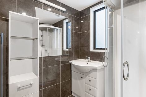 Photo of property in 4/7 Balmain Road, Birkenhead, Auckland, 0626