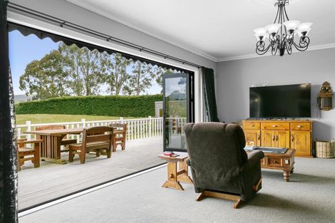 Photo of property in 736 Tukairangi Road, Kinloch, Taupo, 3385