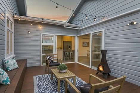 Photo of property in 52 Argentine Avenue, Miramar, Wellington, 6022