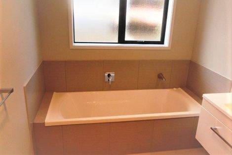 Photo of property in 291 Dixon Road, Fitzroy, Hamilton, 3206