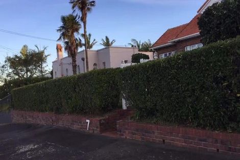 Photo of property in 7 Otahuri Crescent, Greenlane, Auckland, 1051