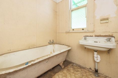 Photo of property in 11 Muir Street, Gonville, Whanganui, 4501