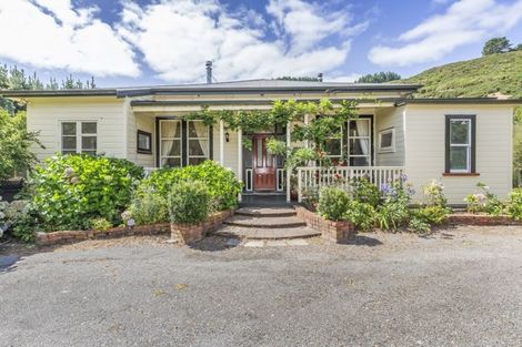 Photo of property in 9 Mount Cecil Road, Judgeford, Porirua, 5381