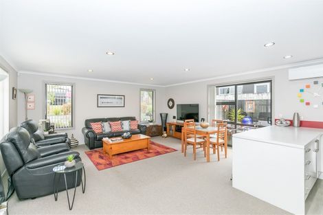 Photo of property in 207 Raeburne Street, Te Awamutu, 3800