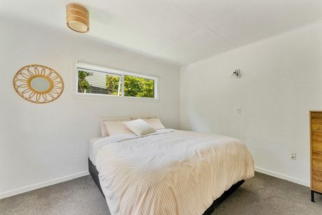 Photo of property in 13 Mount View Place, Spotswood, New Plymouth, 4310
