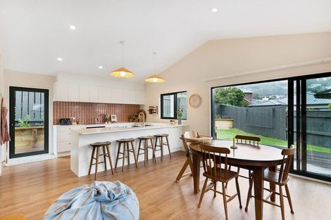 Photo of property in 6a Rudyard Crescent, Johnsonville, Wellington, 6037