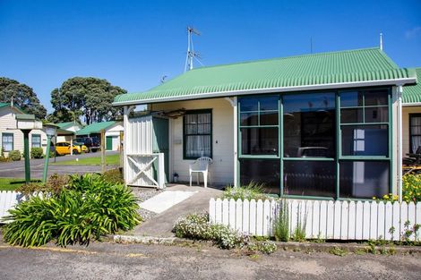 Photo of property in 10/70 Whiteley Street, Moturoa, New Plymouth, 4310