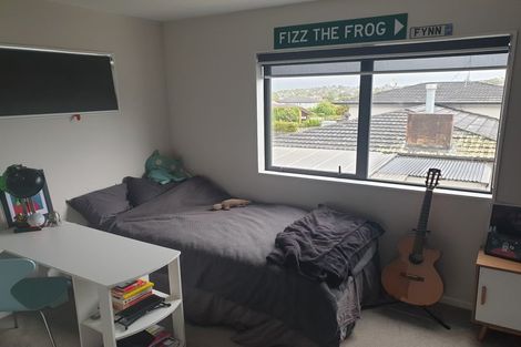 Photo of property in 71b Glenmore Road, Sunnyhills, Auckland, 2010