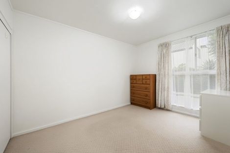 Photo of property in Mahora Court Flats, 25 Mahora Street, Kilbirnie, Wellington, 6022