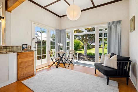 Photo of property in 3 Marine Terrace, Bayswater, Auckland, 0622