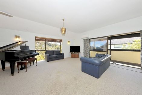 Photo of property in 17 Heybridge Lane, Hillsborough, Christchurch, 8022