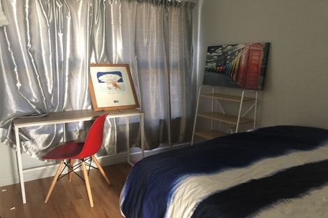 Photo of property in 2/581 East Coast Road, Browns Bay, Auckland, 0630