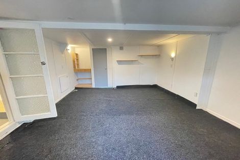 Photo of property in 42 Lyons Avenue, Murrays Bay, Auckland, 0630