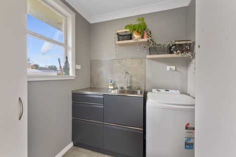 Photo of property in 17 Hobson Street, Levin, 5510