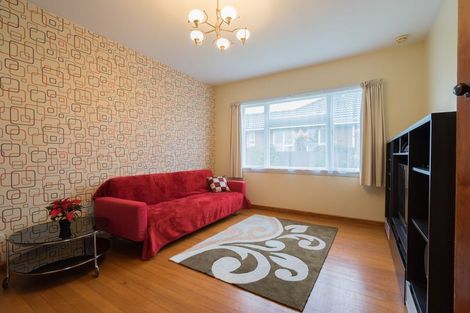 Photo of property in 11 Mortlake Street, Islington, Christchurch, 8042