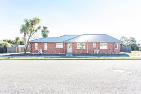 Photo of property in 28 Landy Street, Dallington, Christchurch, 8061