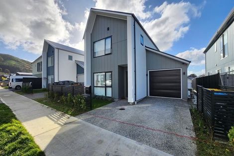 Photo of property in 24 Hokioi Drive, Kenepuru, Porirua, 5022