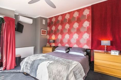 Photo of property in 1/3 Sylvia Place, Acacia Bay, Taupo, 3330