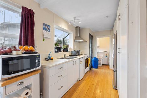 Photo of property in 47 Pohutukawa Drive, Tokoroa, 3420