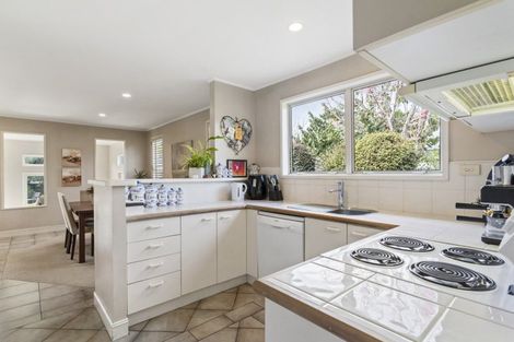Photo of property in 62 Merton Road, St Johns, Auckland, 1072
